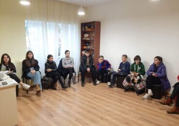 ერნე სვინგენის ერთ-ერთი  ყველაზე ცნობილი წიგნი – „ბალადა გატეხილ ცხვირზე” განხილვა წიგნის კლუბში.