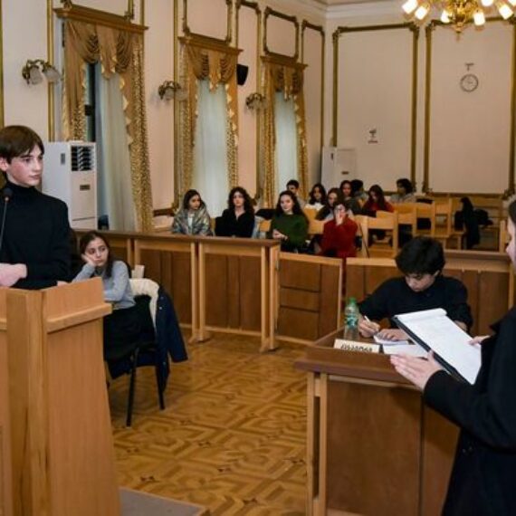 სამოქალაქო განათლების კლუბის ,,ცვლილებების პიკი/Peak OF CHANGES” ორგანიზებით თბილისის უზენაეს სასამართლოში სისხლის სამართლის იმიტირებული პროცესი გაიმართა