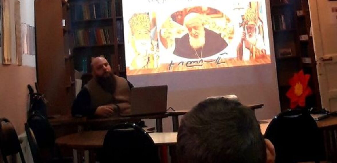 ა(ა)იპ იოანე ბოლნელის სახელობის სკოლის მოძღვარი, მამა კონსტანტინე, პატრიარქ ილია მეორის ცხოვრების ისტორიის შესახებ მოსწავლეებს შეხვდა