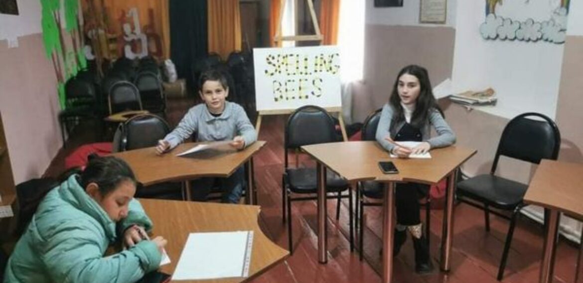 ინგლისური ენის კლუბმა  შიდა სასკოლო კონკურსი Spelling bees ჩაატარა