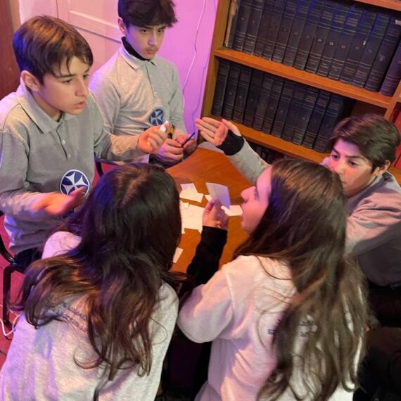 სამოქალაქო განათლების კლუბის ,,ცვლილებების პიკი/Peak of changes”  პროექტ ,,დიპლომატიის სკოლა 2023” ფარგლებში ჩატარდა ქვიზი ,,Hello swiss”