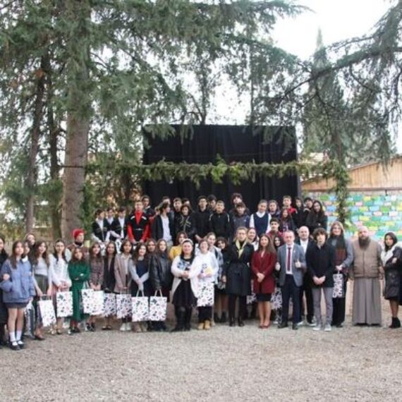 ა(ა)იპ იოანე ბოლნესლის სახელობის სკოლას შვეიცარიის საგანგებო და სრულუფლებიანი ელჩი, ჰაიდი გრაუ ეწვია