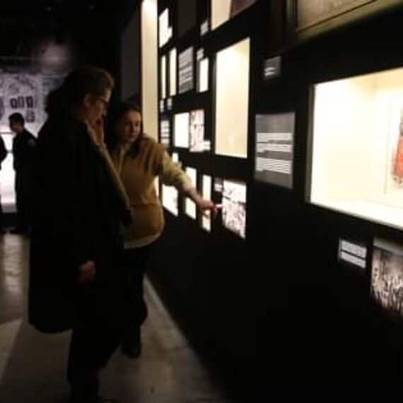 საქართველოში შვეიცარიის სრულუფლებიანი და საგანგებო ელჩი, ჰაიდი გრაუ, ა(ა)იპ იოანე ბოლნელის სახელობის სკოლაში,  ვიზიტის ფარგლებში ბოლნისის მუზეუმს ეწვია