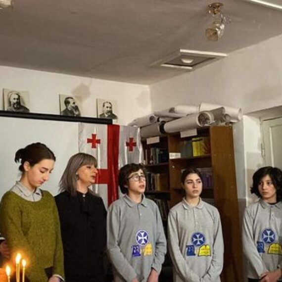 ა(ა)იპ იოანე ბოლნელის სახელობის სკოლის მეექვსე კლასელებმა წარმოადგინეს ლიტერატურული კომპოზიცია ,,ძლევაი საკვირველი” დავითობის კვირეული ფარგლებში