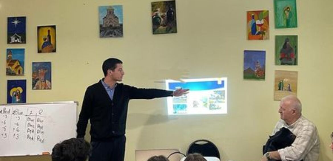 სამოქალაქო განათლების კლუბის Peak Of Changes/ცვლილებების პიკი  ორგანიზებით შეხვედრა გაიმართა სამშვიდობო ქსელის, მე-16 ელემენტის წევრთან, ტარტუს უნივერსიტეტის კურსდამთავრებულთან, ილია ჯახაიასთან