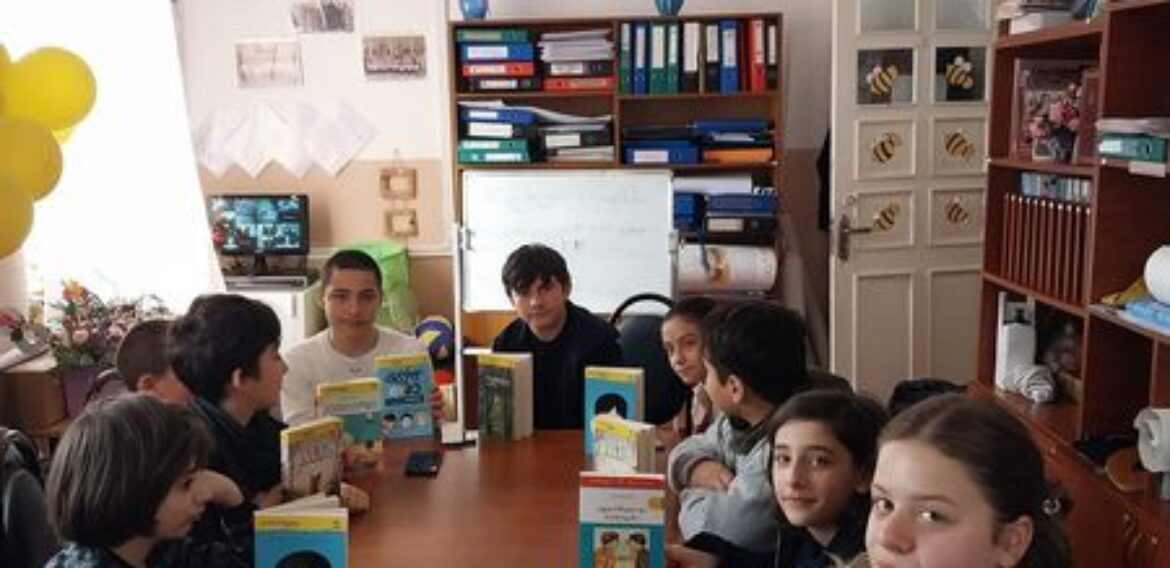 ა(ა)იპ იოანე ბოლნელის სახელობის სკოლის წიგნის კლუბში მორიგი სამუშაო შეხვედრა გაიმართა