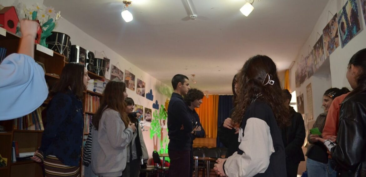 სამოქალაქო განათლების კლუბს ,,ცვლილებების პიკი” ორგანიზაცია ,,პრიმუს პაიკი” ეწვია პროექტ ,,შემეცნებითი მეტყველების კურსის” ფარგლებში