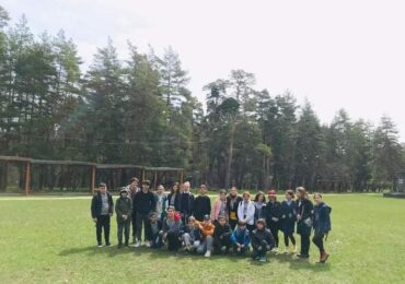 ეკოკლუბის წევრები ალგეთის დაცულ ტერიტორიას ეწვივნენ