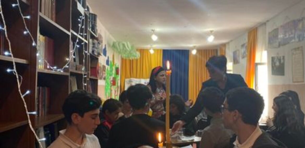 უილიამ შექსპირის კვირეულის ფარგლებში,  ინგლისელი დრამატურგისა და პოეტისადმი მიძღვნილი ღონისძიება გაიმართა