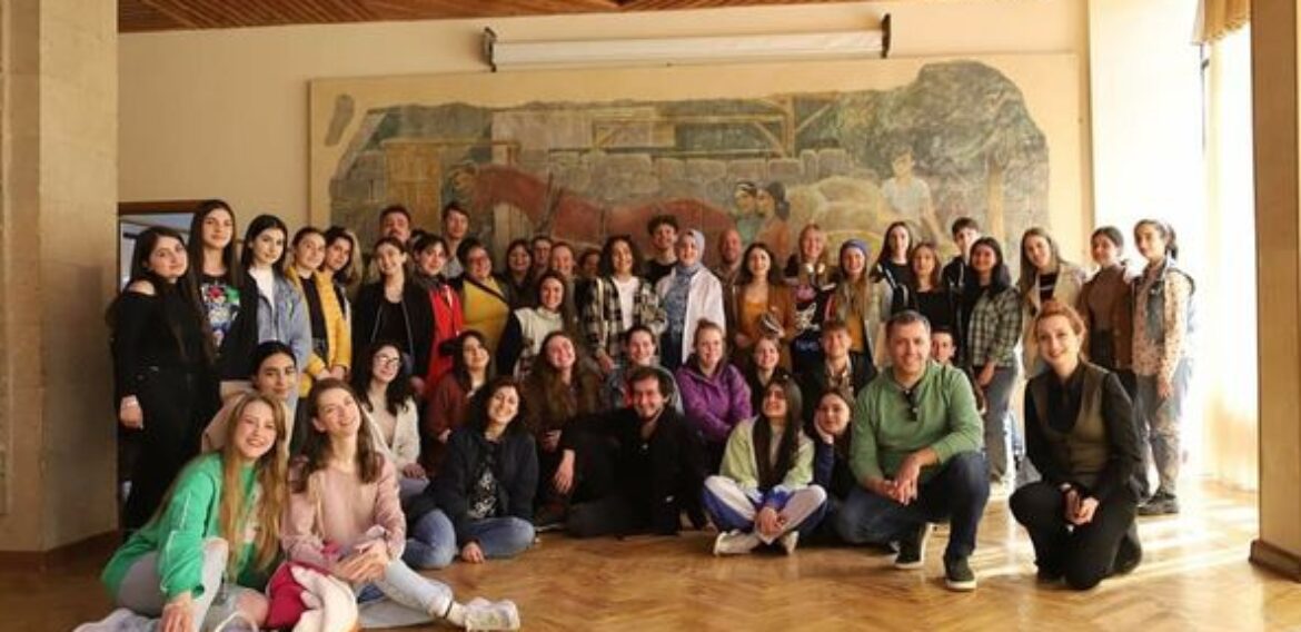 სამოქალაქო განათლების პედაგოგი, ირინა მიქავა სასწავლო ვიზიტით  პროექტ ,,Discover the Caucasus – 10 Years After’: Study visits exploring the youth sector in the Caucasus”  ფარგლებში სომხეთში იმყოფებოდა