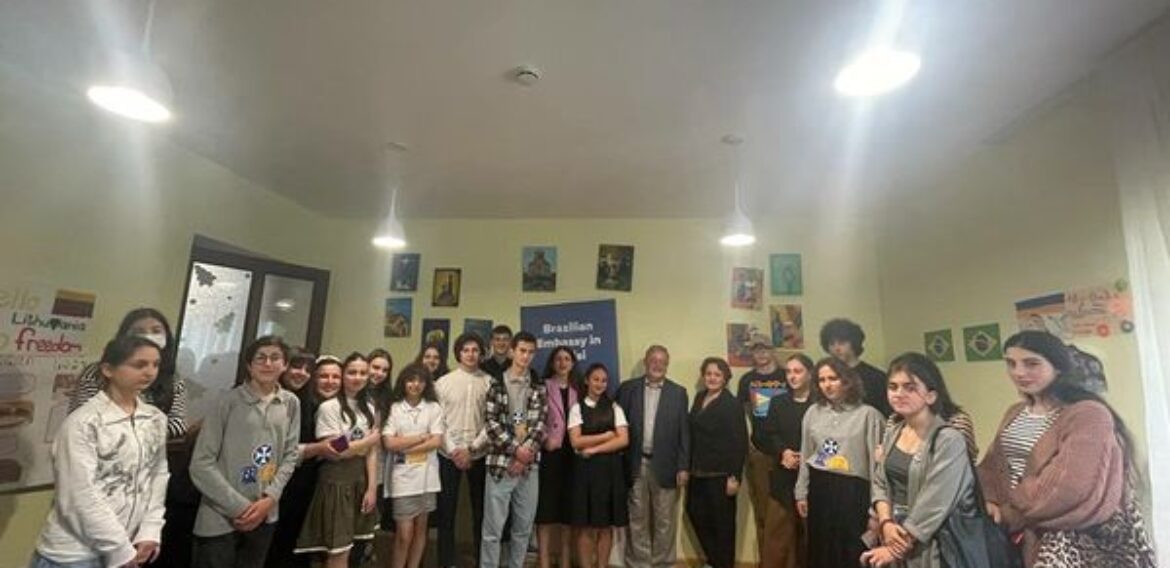 სამოქალაქო განათლების კლუბმა ბრაზილიის ელჩს უმასპინძლა ,,დიპლომატიის სკოლა 2023” ფარგლებში